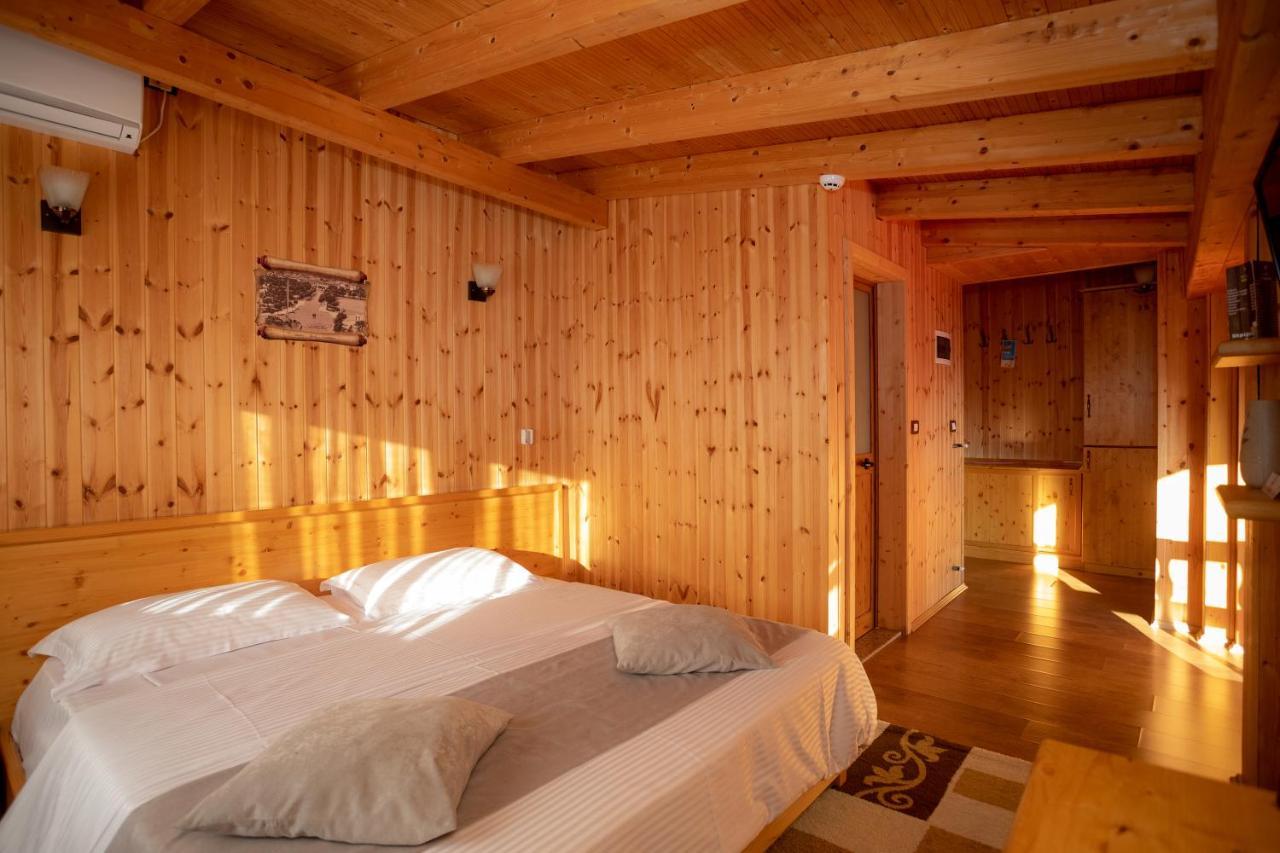 Shpija E Gjyshit Hotel