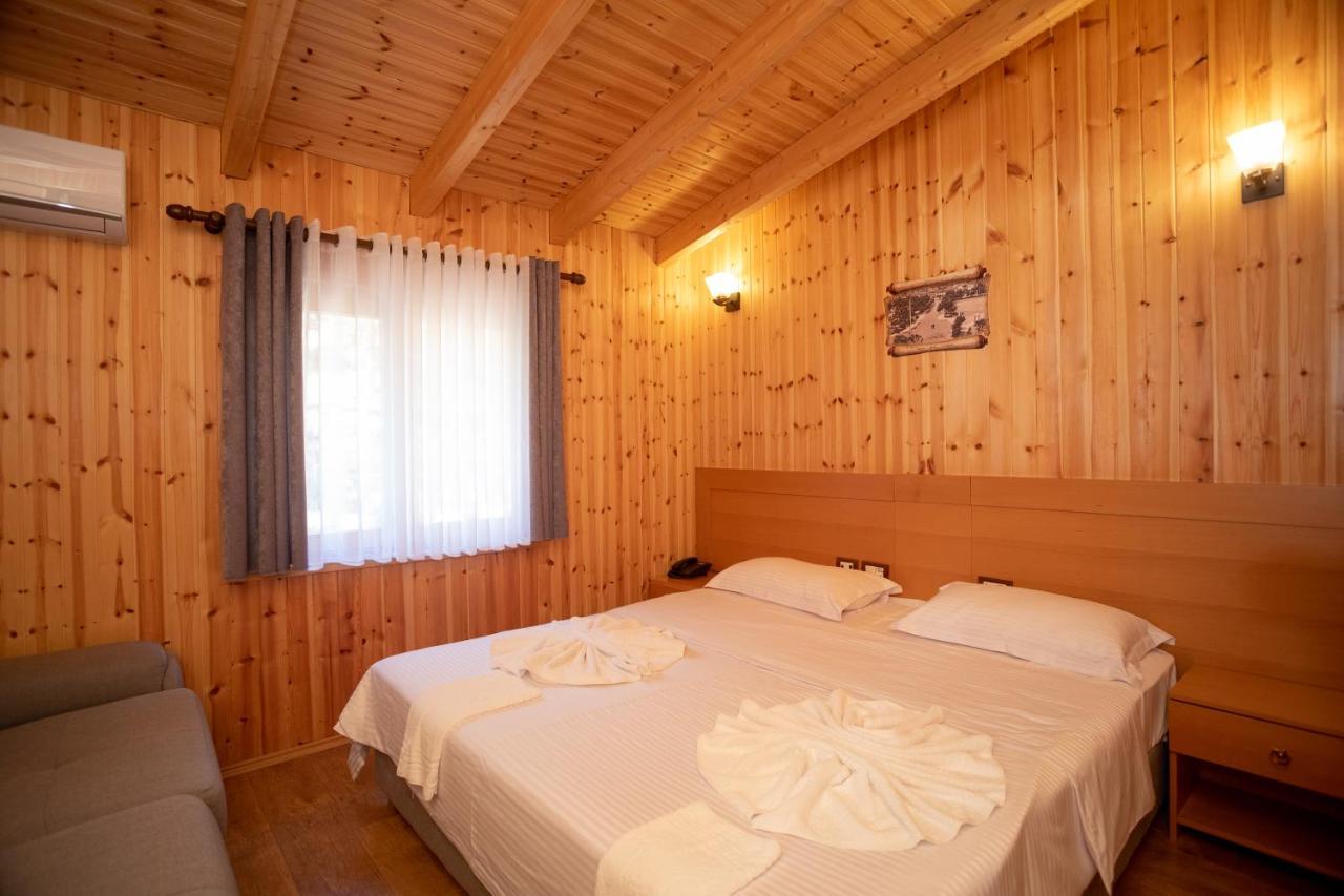 Shpija E Gjyshit Hotel