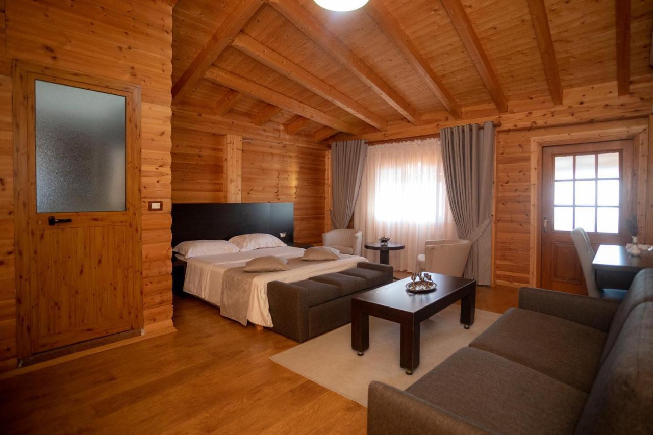 Shpija E Gjyshit Hotel