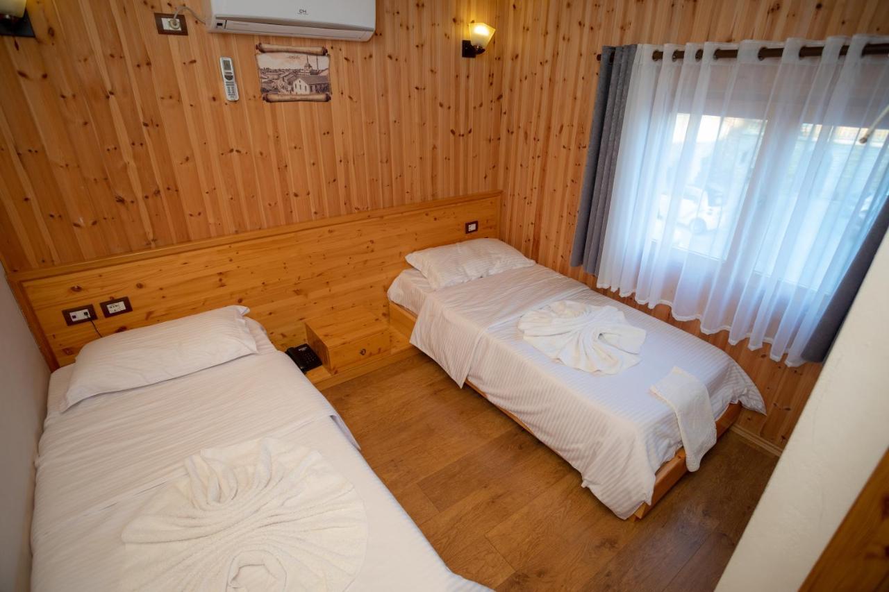 Shpija E Gjyshit Hotel Canaj