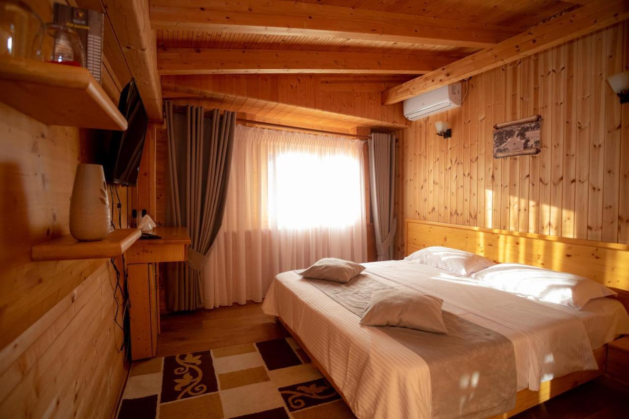 Shpija E Gjyshit Hotel