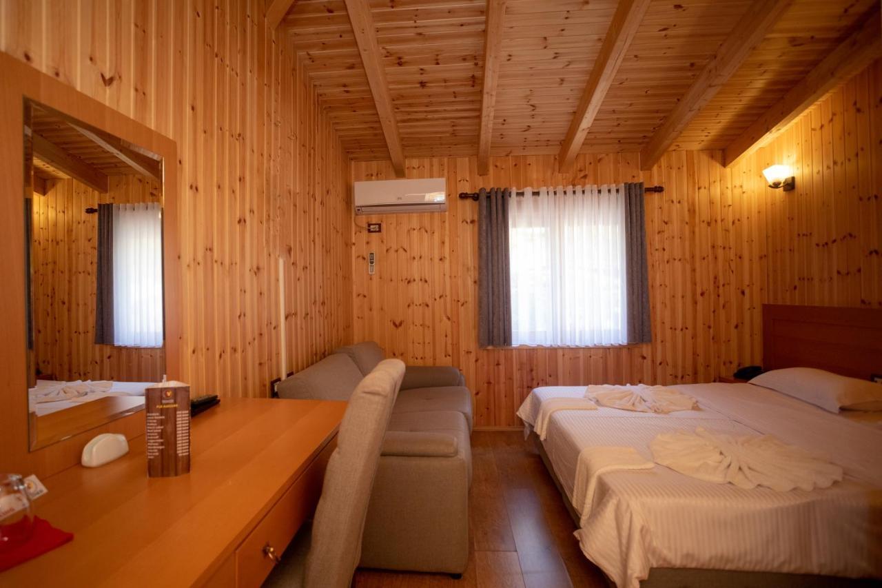 Hotel Shpija E Gjyshit 3*